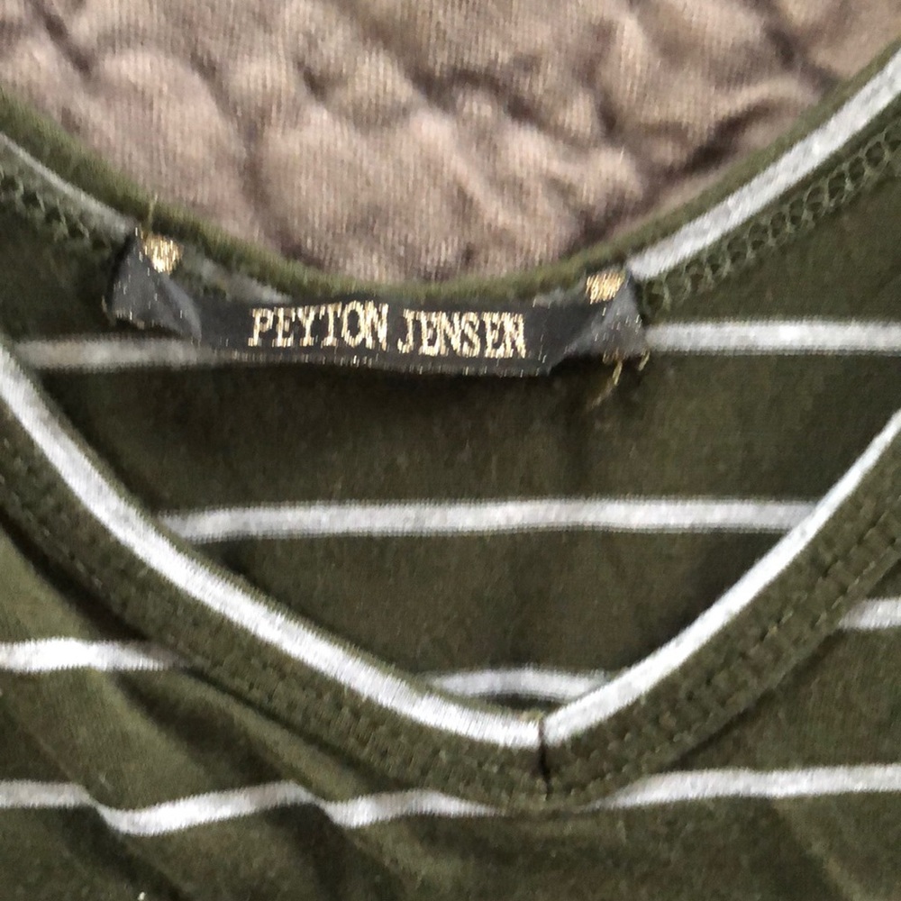 Tank - Picture 2 of 2